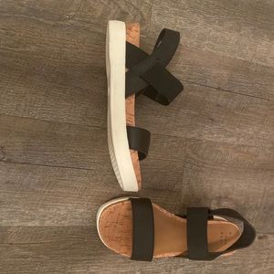 Platform sandals